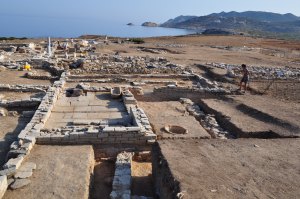 fig 91 c - Y 64 (a)South complex, new walls (1)