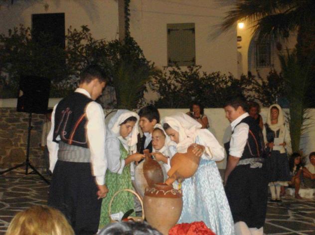 539859_481659615183602_900555848_n