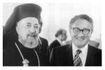 Ο Αρχιεπίσκοπος και Πρόεδρος της Κύπρου Μακάριος, με τον ΥΠΕΞ των Η.Π.Α Χ. Κίσιγκερ